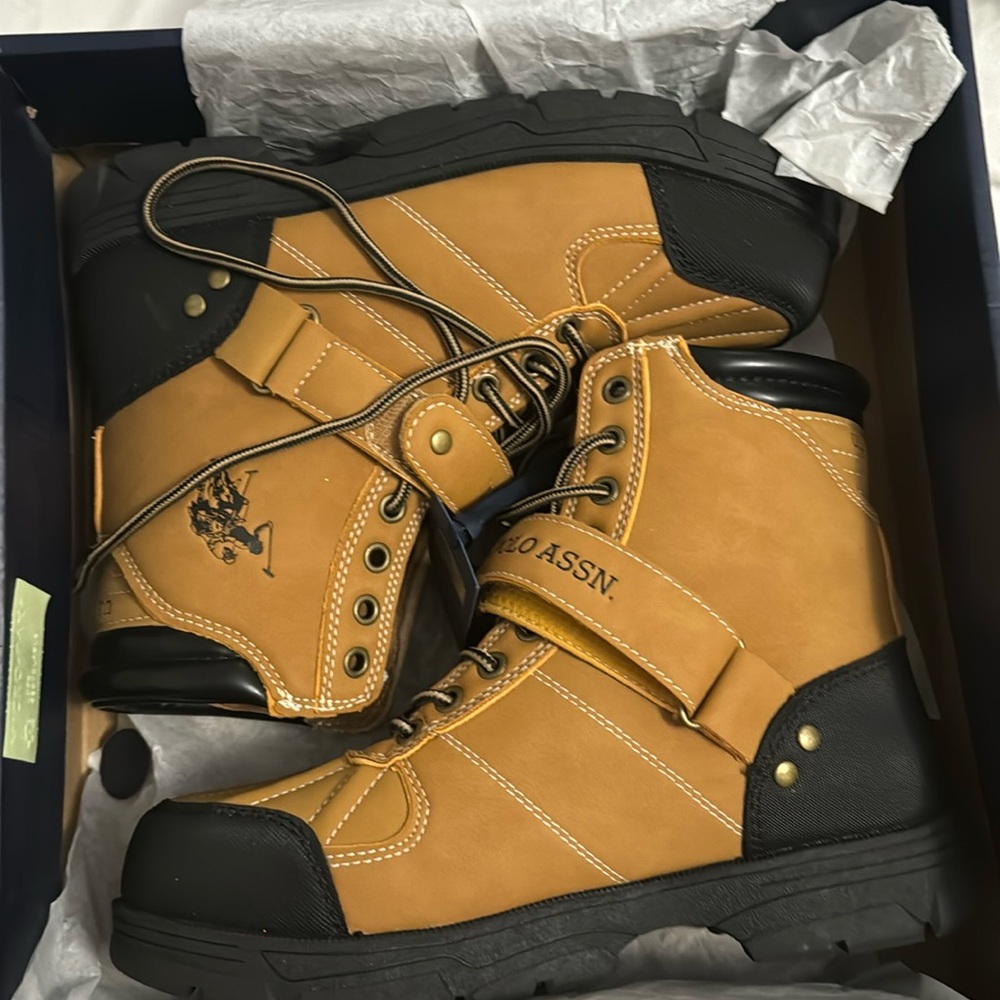 Us pollo man boots